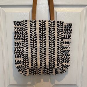 Elegant Black and Cream Patterned Tote Bag